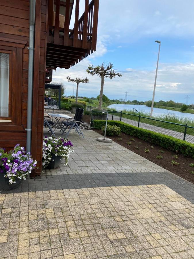 Chalet La Meuse Villa Maaseik Dış mekan fotoğraf