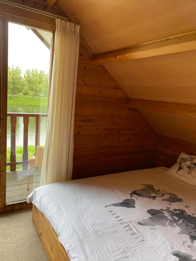 Chalet La Meuse Villa Maaseik Dış mekan fotoğraf